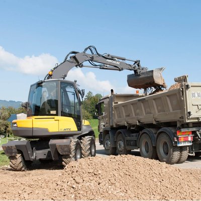 Pelles sur pneus Mecalac 12MTX