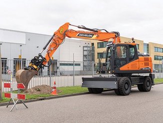 Pelle sur pneus Develon DX165WR-7 - 1