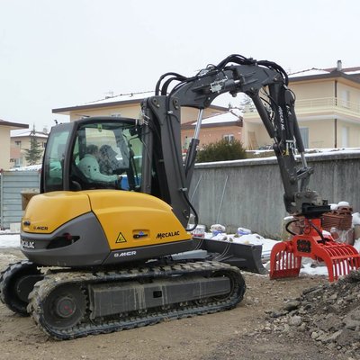 Pelle skid sur chenilles Mecalac 8MCR