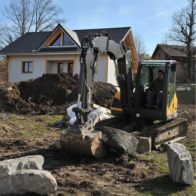 Pelle skid sur chenilles Mecalac 8MCR