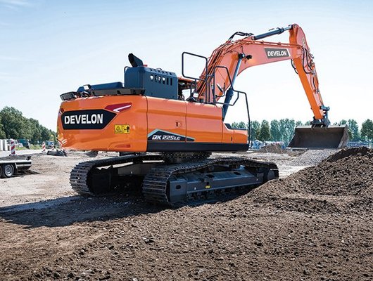 Pelles sur chenilles Develon DX225LC-7